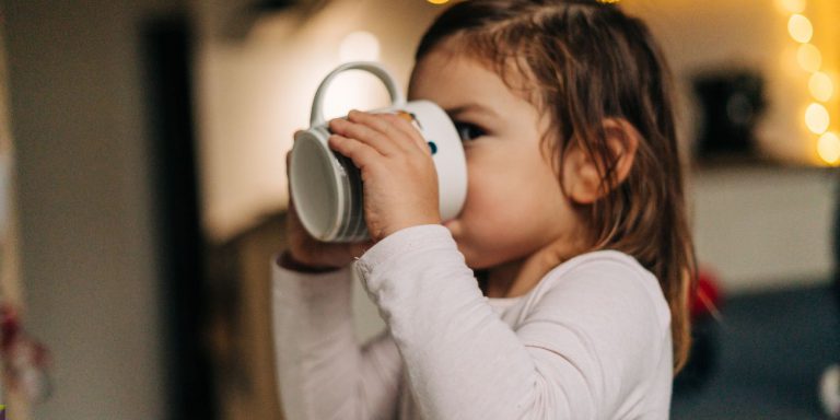 Czy dzieci mogą pić kawę? 