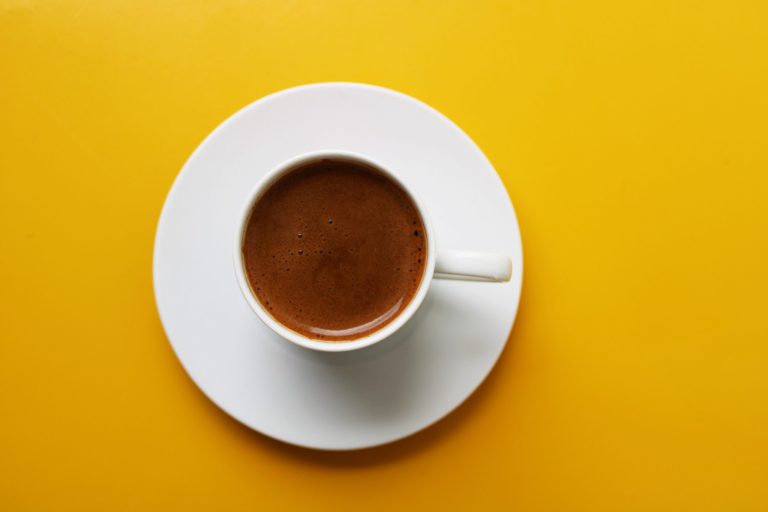 Kawa po turecku – jak ją zaparzyć prawidłowo?